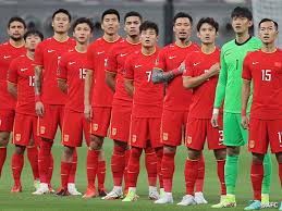 壹号娱乐：英超-格瓦迪奥尔世界波斯通斯绝杀 曼城2-1逆转狼队.